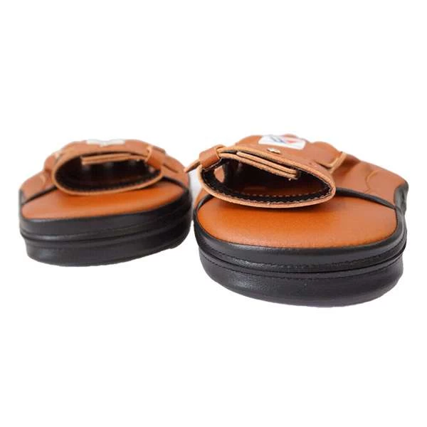 Winning CM-20 Standard Punch Mitts - Image 2