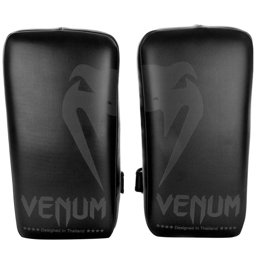 Venum Giant Kick Pads β Black/Black